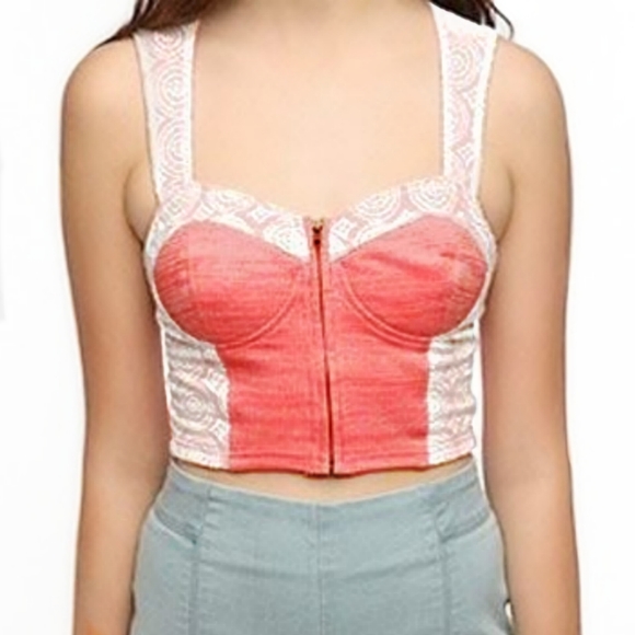 UO PINS & NEEDLES ❤ Sweetheart Lace Crop Top (Med) - Picture 4 of 8